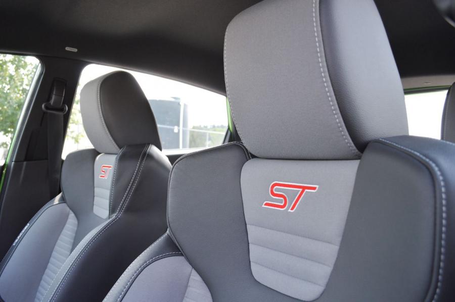  Ford Fiesta ST 2014 года  (фото 7 из 66)